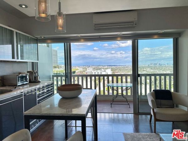 999 N Doheny Drive, Unit 1207, West Hollywood, CA 90069