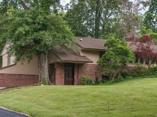 14 Tealwood Drive , Creve Coeur, MO 63141