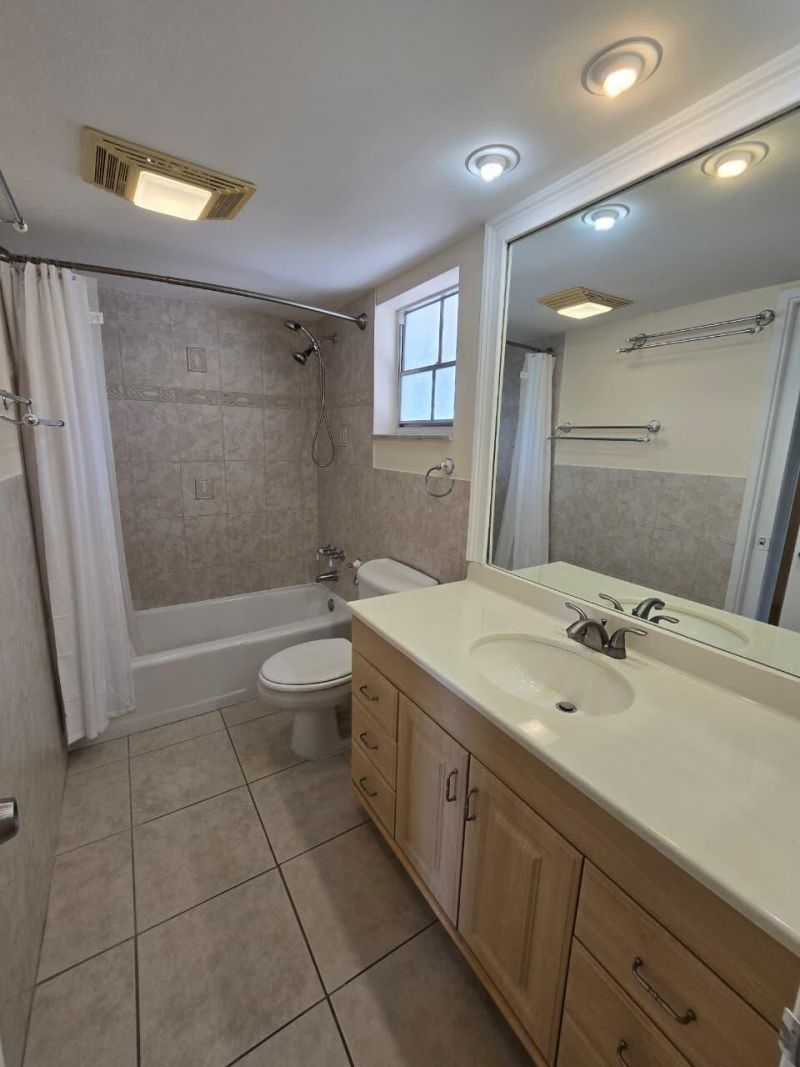 2900 N Palm Aire Drive N, Unit 405, Pompano Beach, FL 33069 Photo