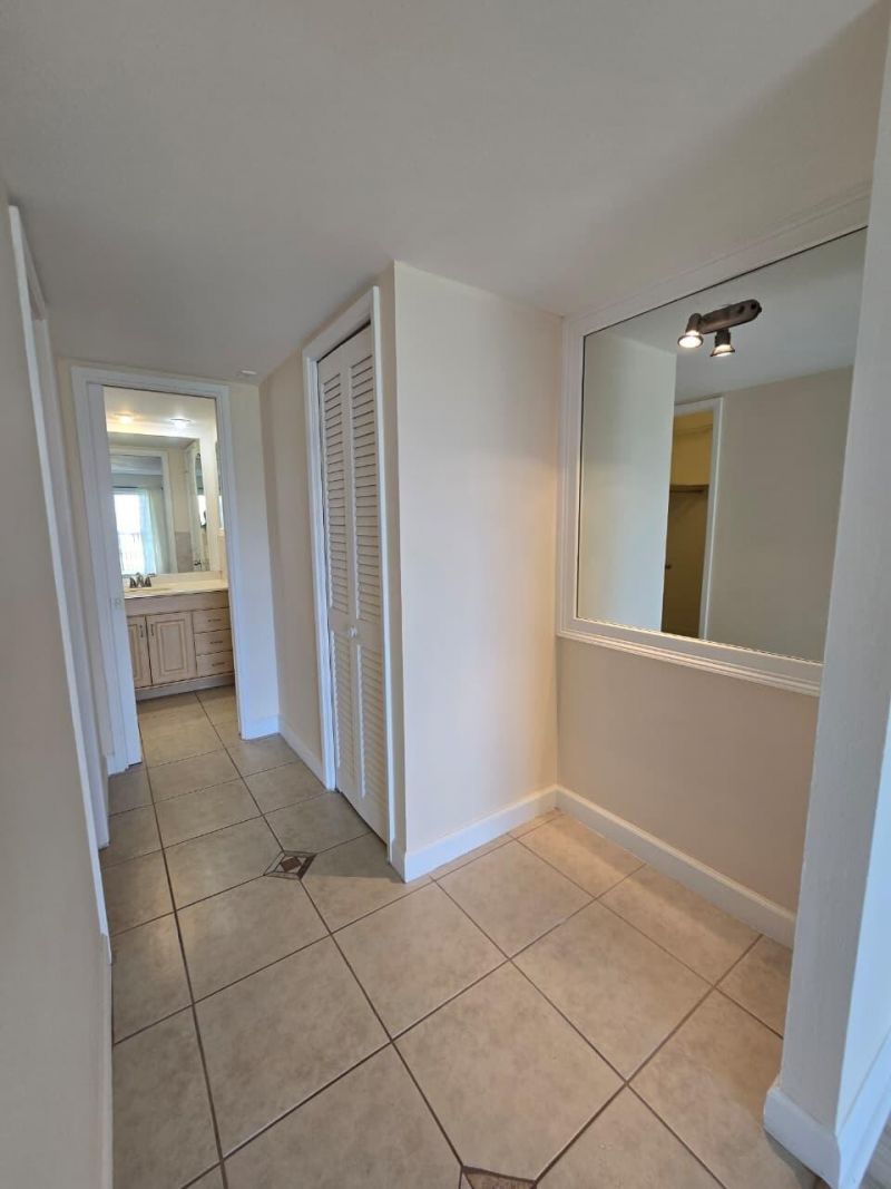 2900 N Palm Aire Drive N, Unit 405, Pompano Beach, FL 33069 Photo