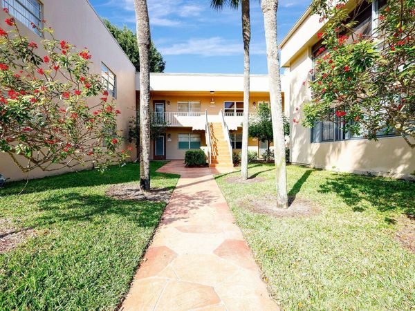 825 E Normandy, Unit R, Delray Beach, FL 33484