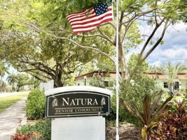 608 SW Natura Boulevard, Unit Apt 202, Deerfield Beach, FL 33441
