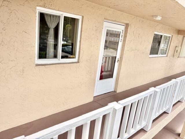 608 SW Natura Boulevard, Unit Apt 202, Deerfield Beach, FL 33441 Photo