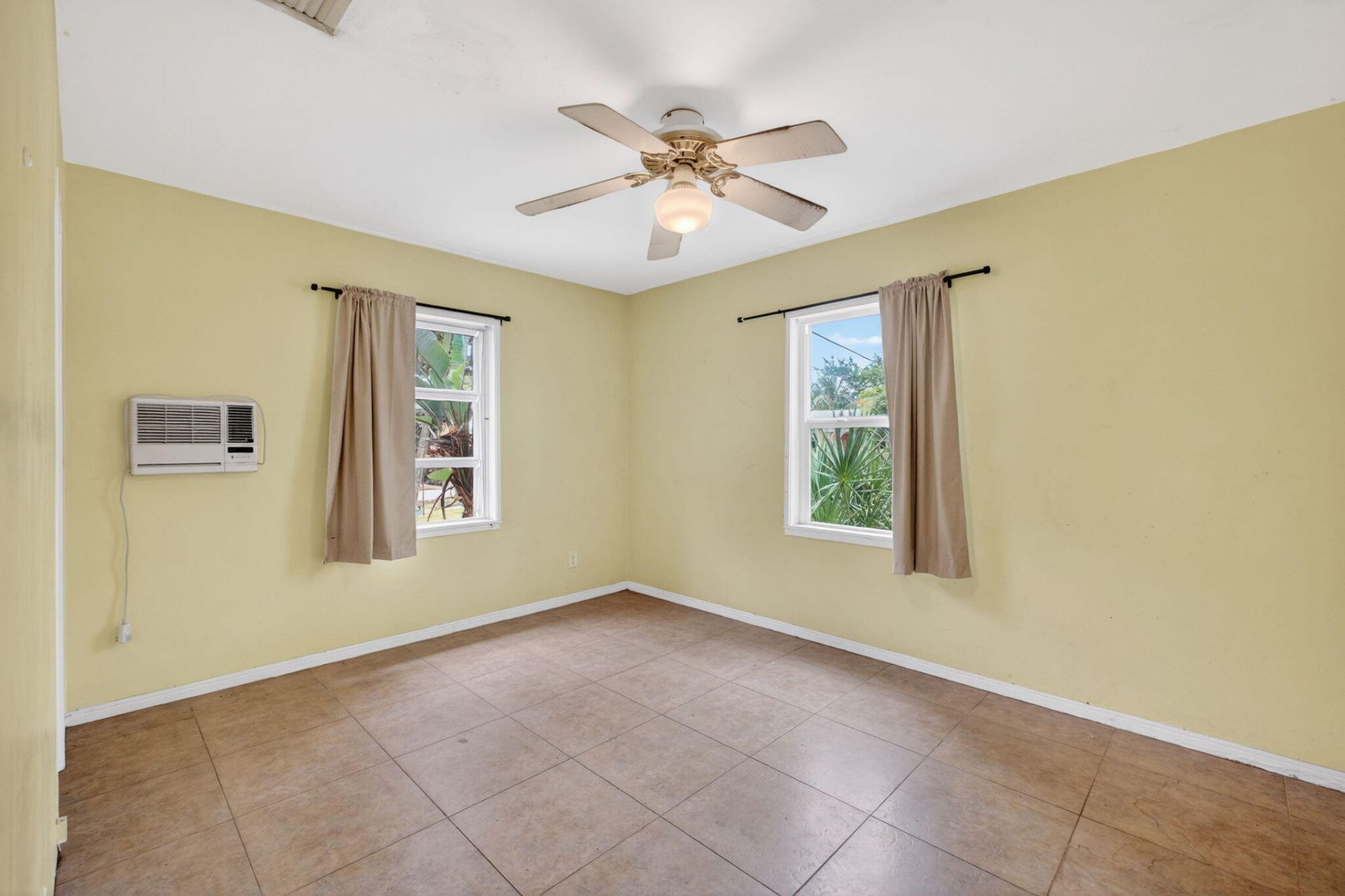 841 SW 18th Court, Fort Lauderdale, FL 33315 Photo
