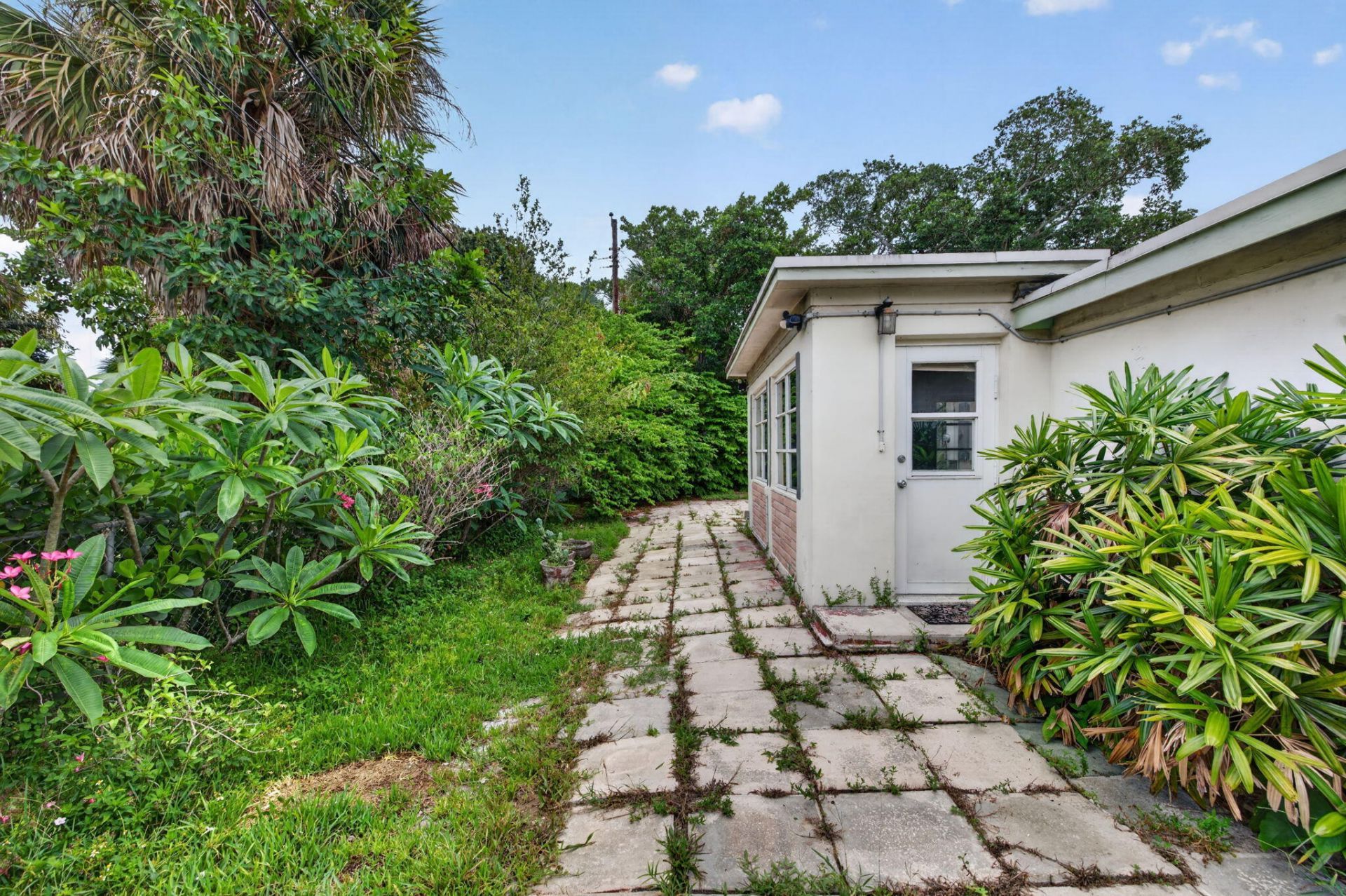 841 SW 18th Court, Fort Lauderdale, FL 33315 Photo