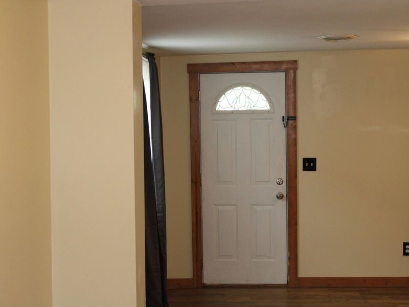 317 S Miami Avenue, Bradford, OH 45308 Photo 8