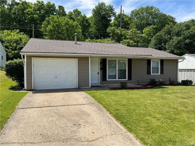 1213 Mayrose Drive, Dayton, OH 45449 Photo 3