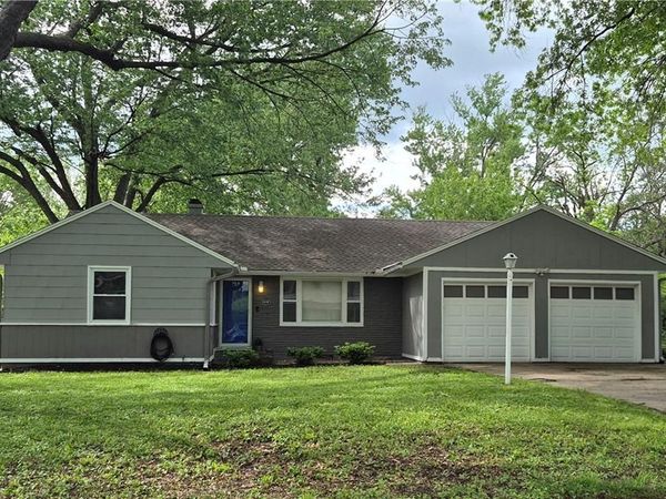 4318 N Lister Avenue, Kansas City, MO 64117