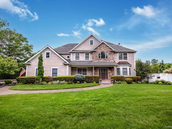 154A Stony Hollow Road, Greenlawn, NY 11740