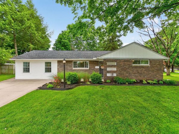 348 Iroquois Park Place, Columbus, OH 43230