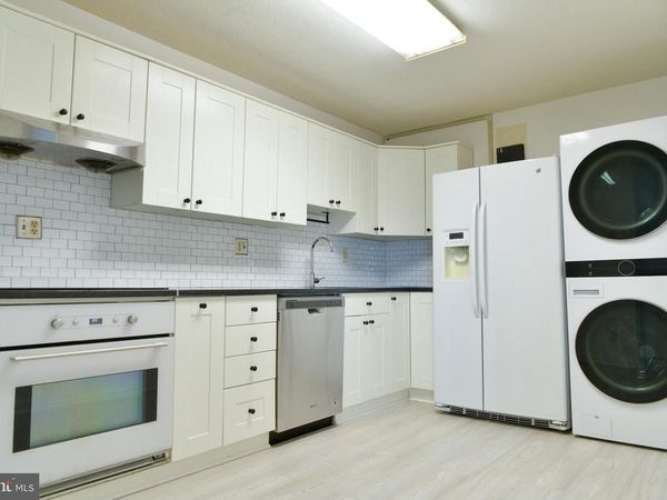 8340 GREENSBORO DRIVE, Unit 906, MCLEAN, VA 22102