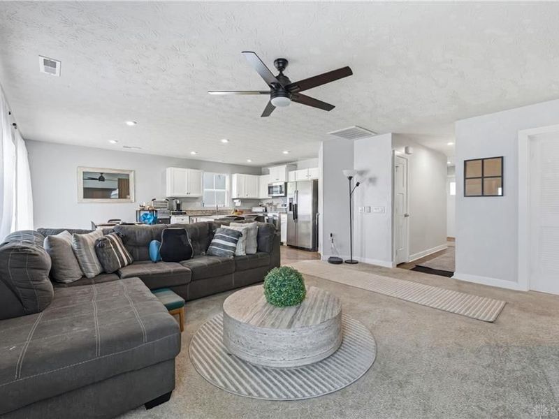 4028 Lupine Way, Tipp City, OH 45371 Photo 17
