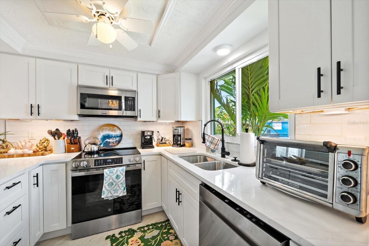820 Spanish Drive S, Unit ., Longboat Key, FL 34228 Photo