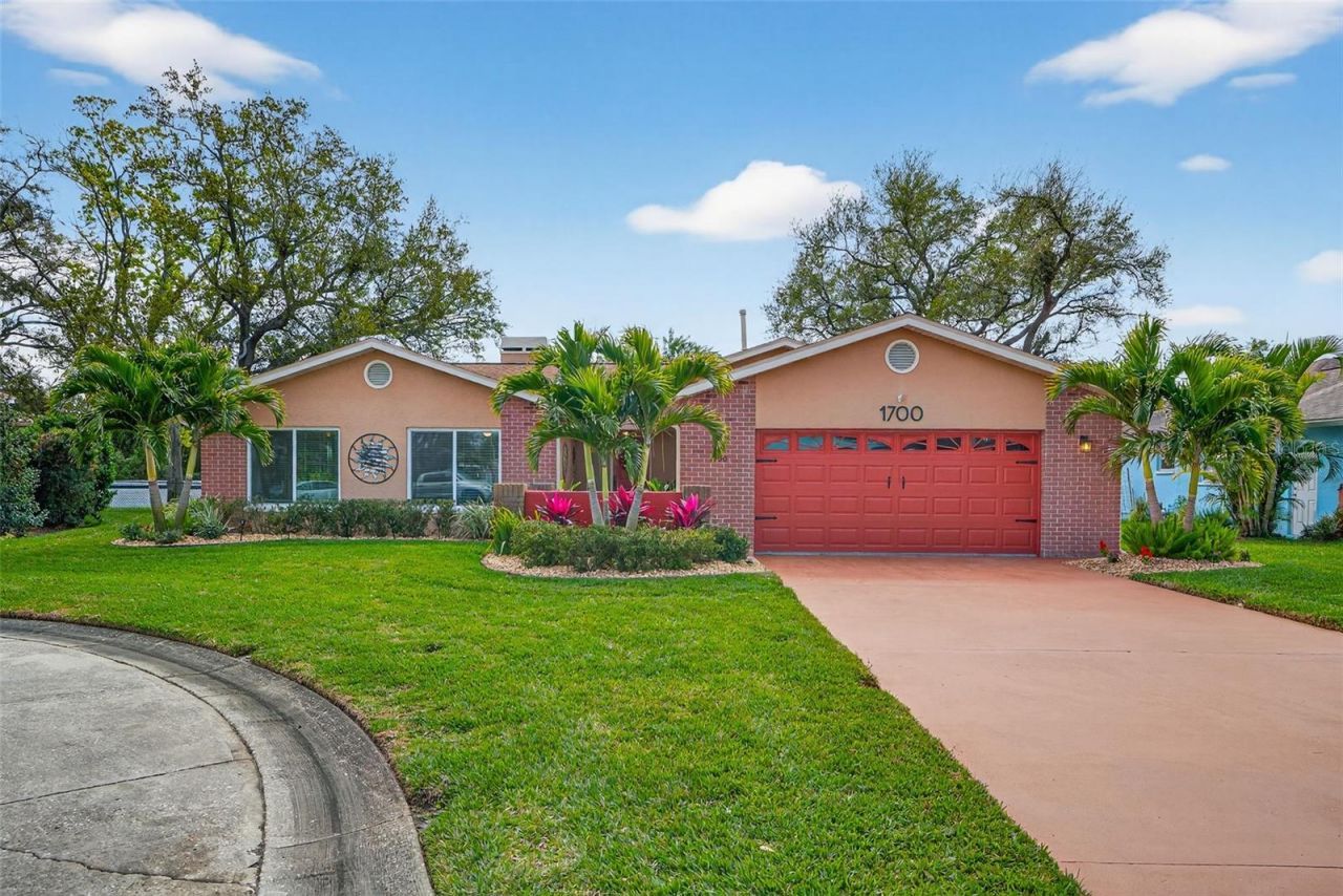 1700 Glen Lakes Boulevard N, Saint Petersburg, FL 33702 Photo
