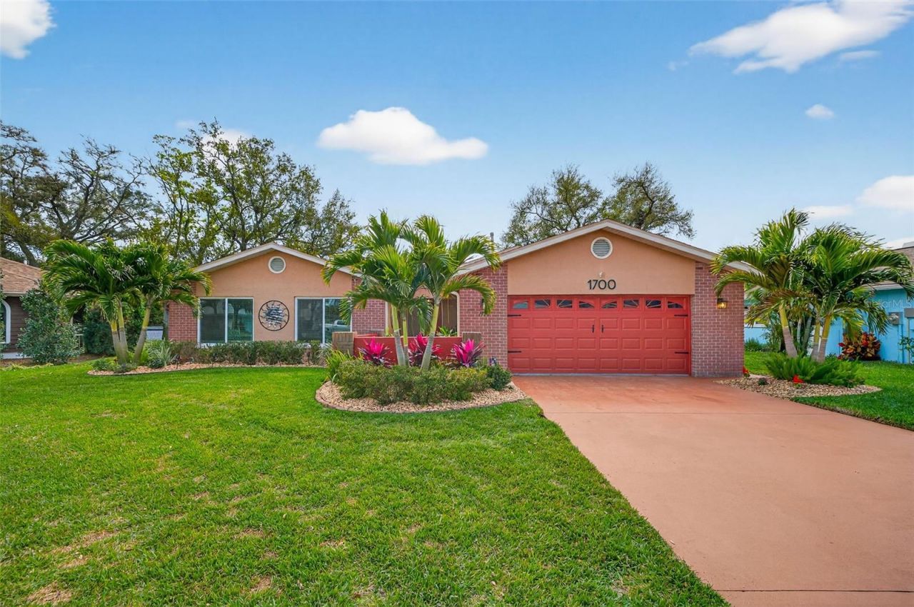 1700 Glen Lakes Boulevard N, Saint Petersburg, FL 33702 Photo