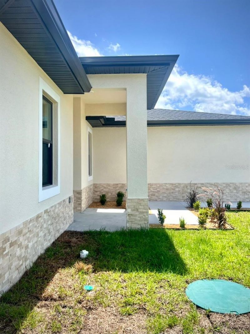 117 NW 13th Street , Cape Coral, FL 33993 Photo