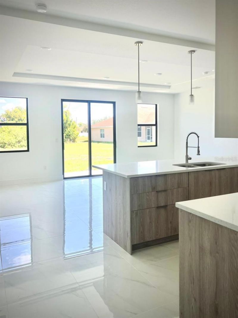 117 NW 13th Street , Cape Coral, FL 33993 Photo