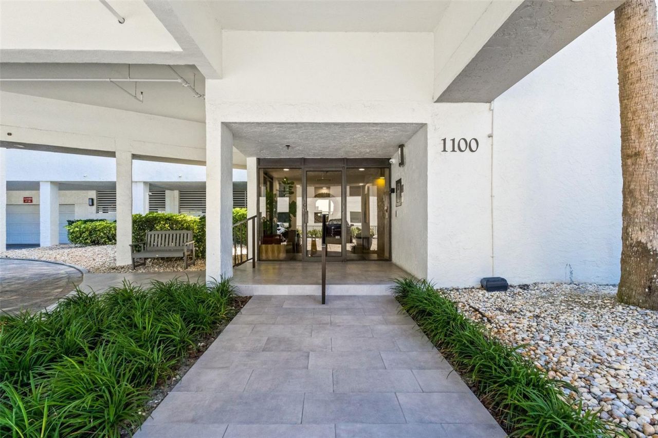 1100 Benjamin Franklin Drive , Unit 305, Sarasota, FL 34236 Photo