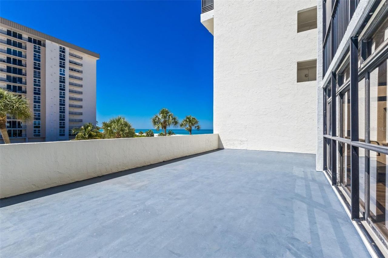 1100 Benjamin Franklin Drive , Unit 305, Sarasota, FL 34236 Photo