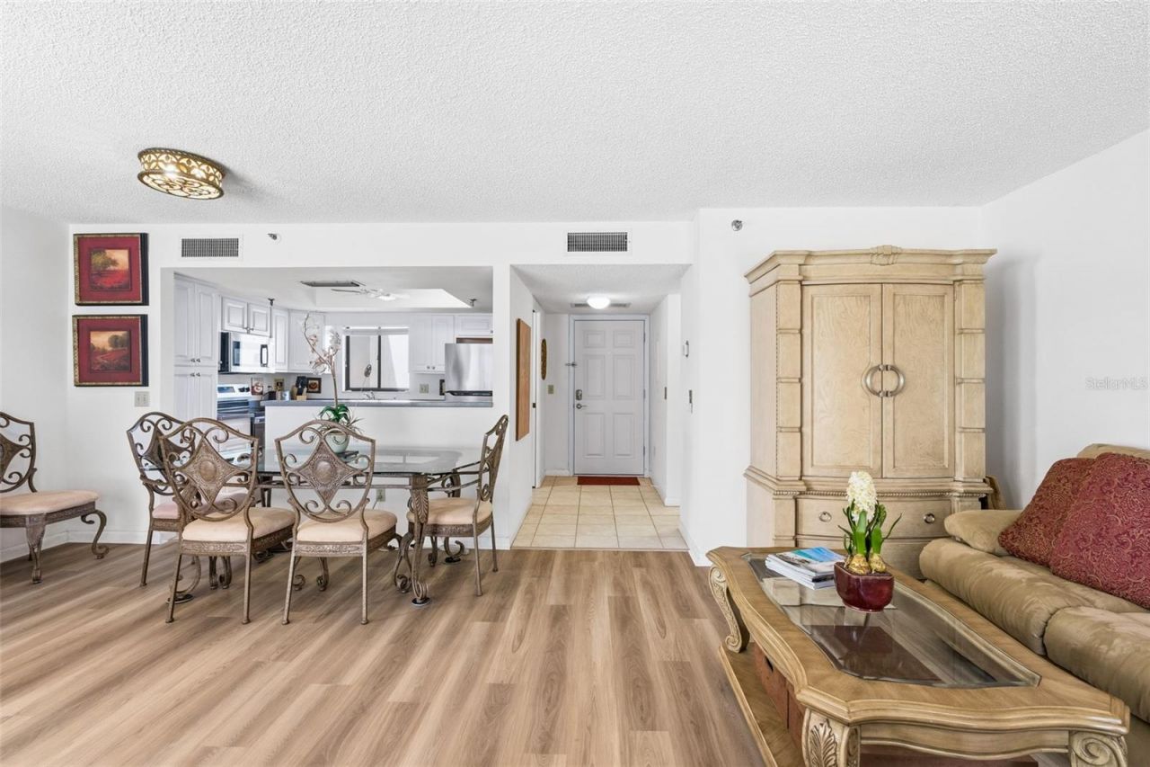 1100 Benjamin Franklin Drive , Unit 305, Sarasota, FL 34236 Photo