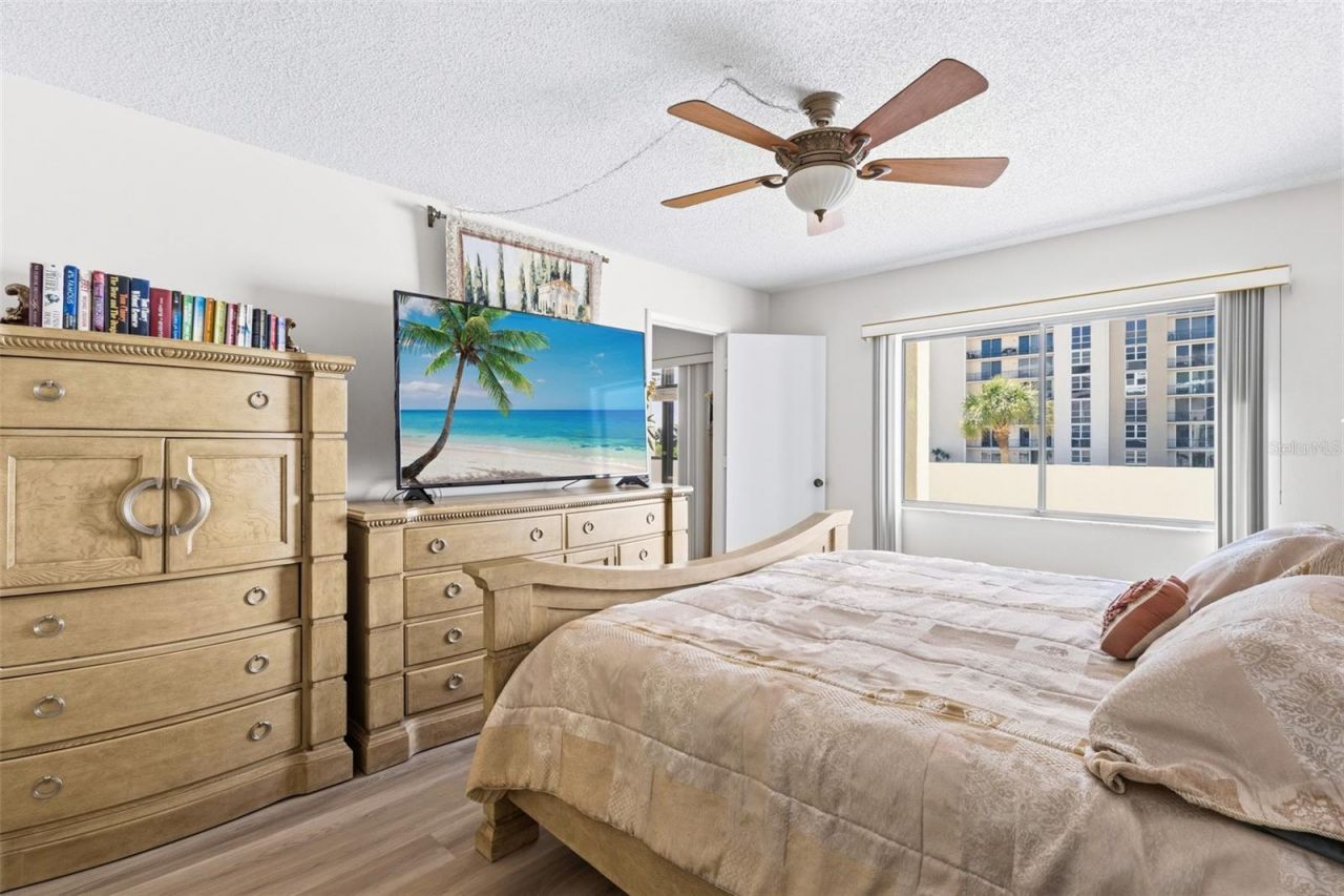 1100 Benjamin Franklin Drive , Unit 305, Sarasota, FL 34236 Photo