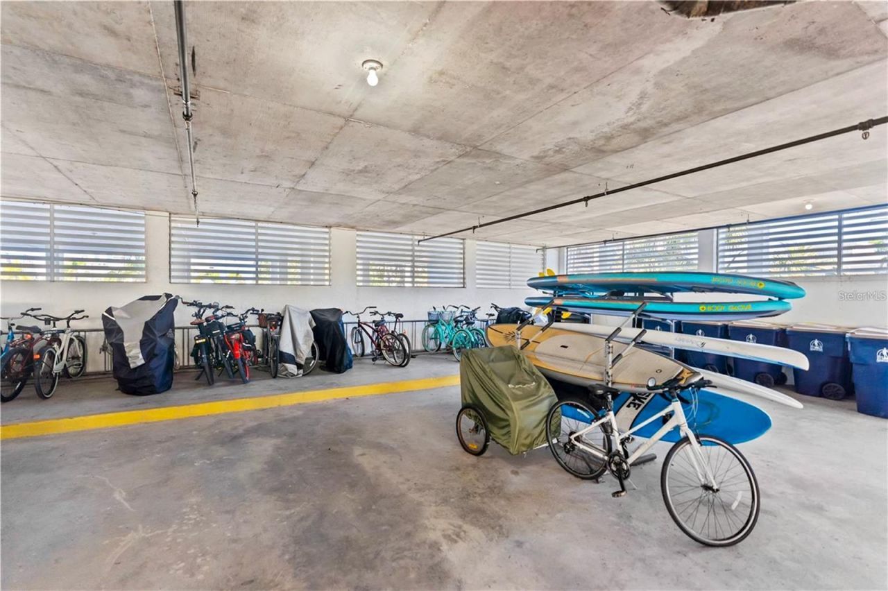 1100 Benjamin Franklin Drive , Unit 305, Sarasota, FL 34236 Photo