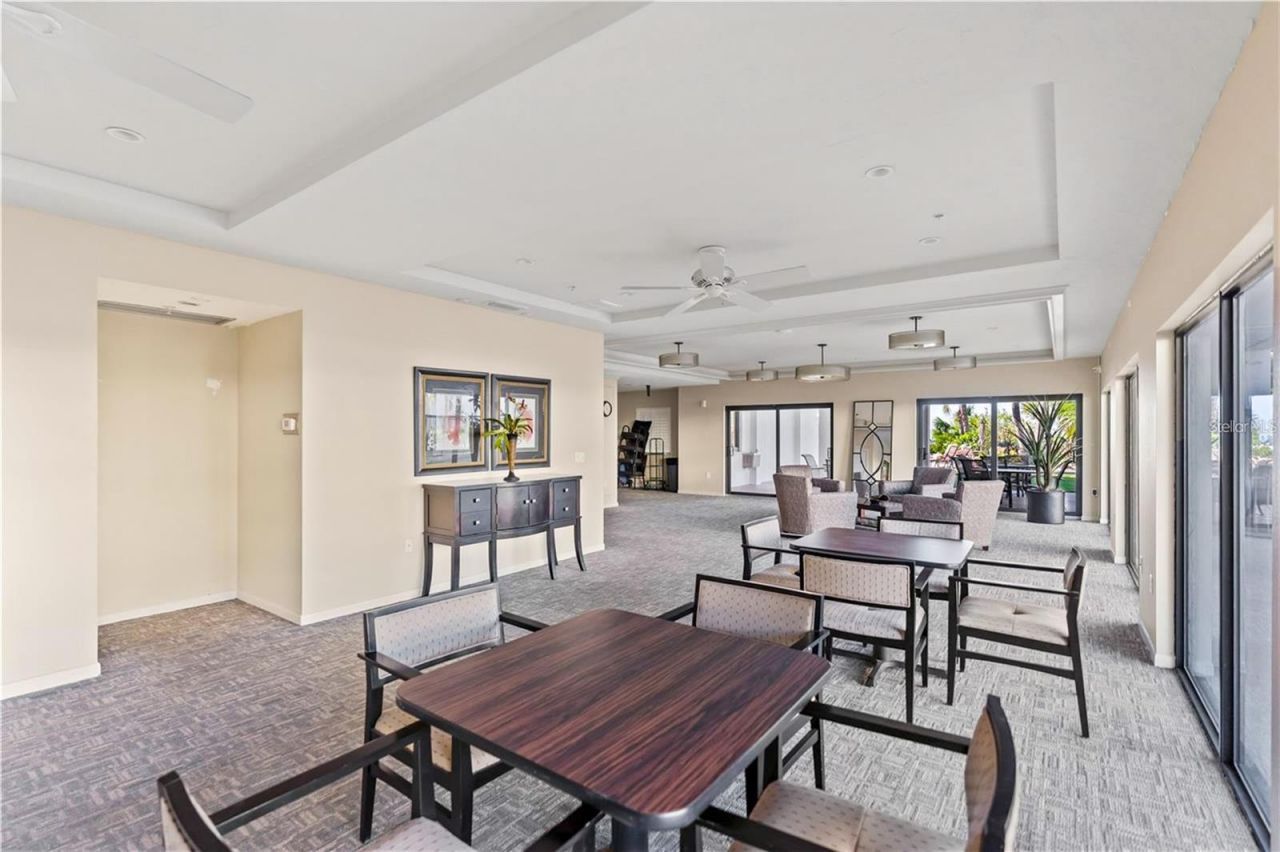 1100 Benjamin Franklin Drive , Unit 305, Sarasota, FL 34236 Photo