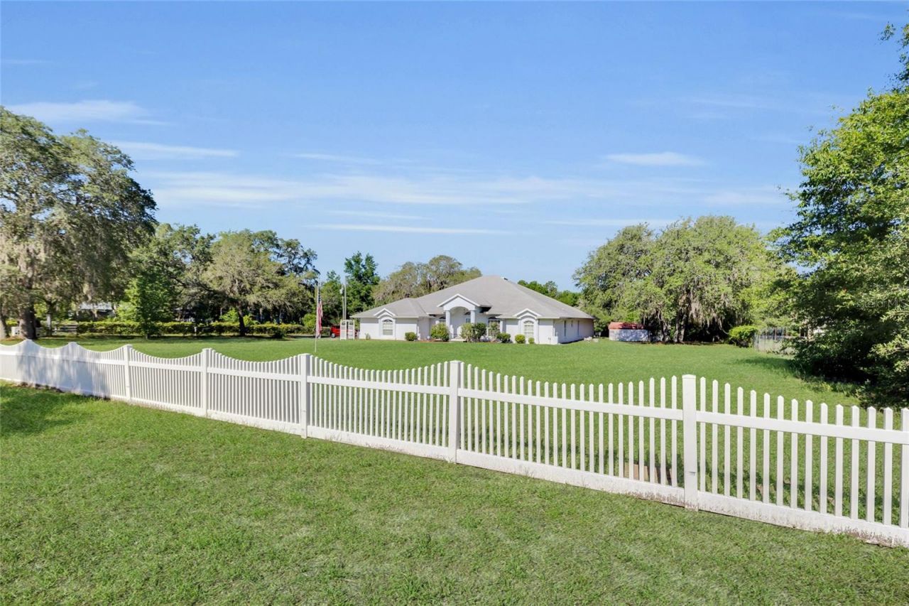 5260 SW 176th Avenue , Dunnellon, FL 34432 Photo