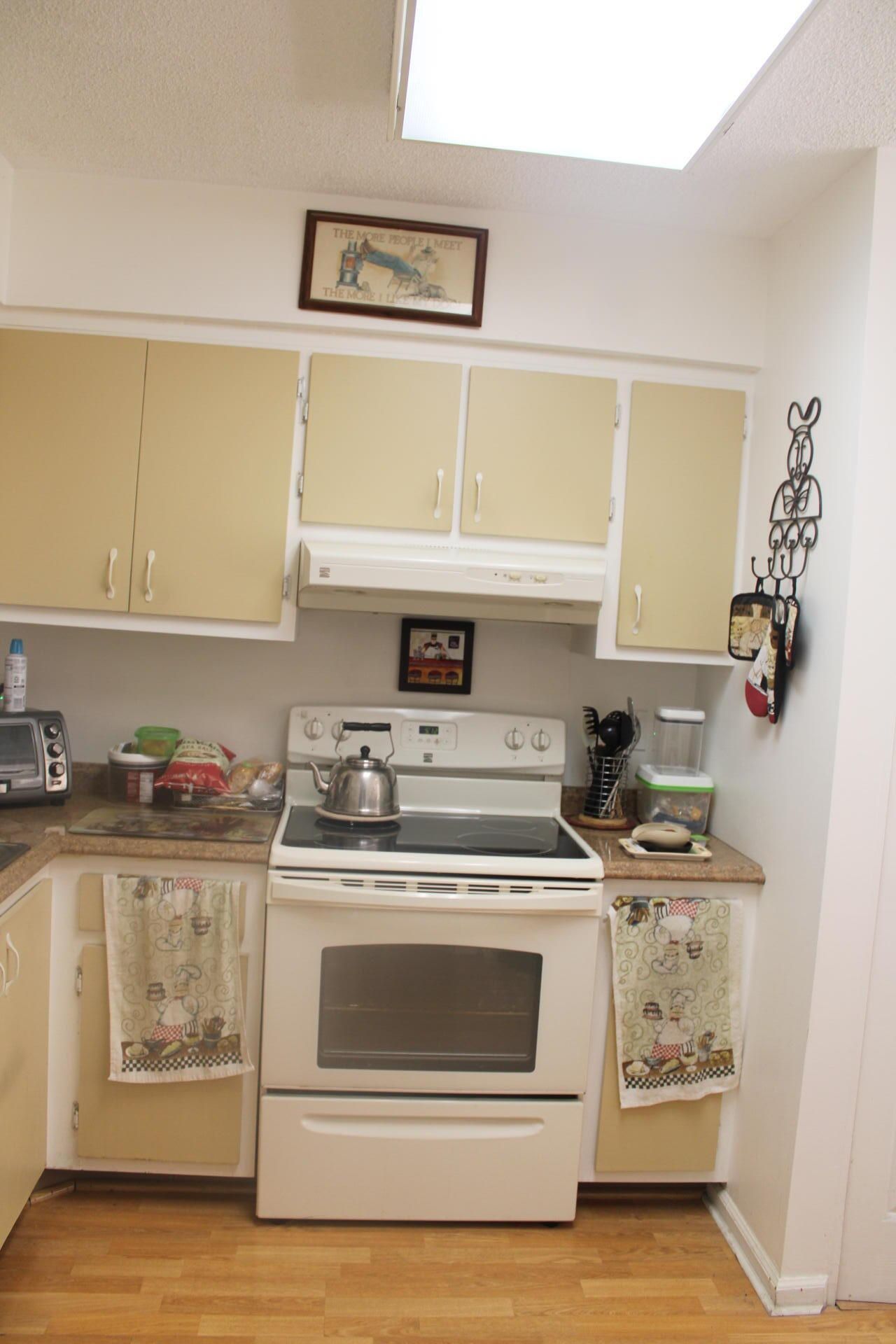 480 NW 76th Avenue, Unit 205, Margate, FL 33063 Photo