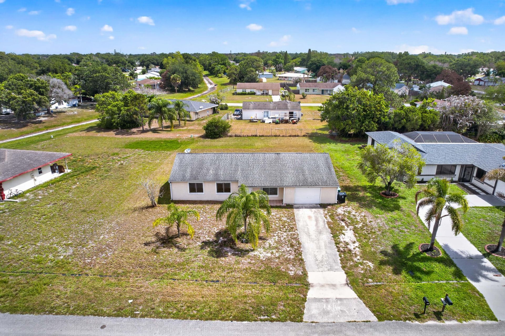 261 SW Cherryhill Road, Port Saint Lucie, FL 34953 Photo