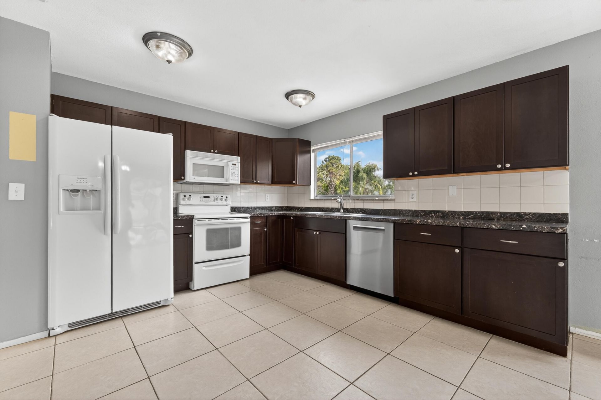 261 SW Cherryhill Road, Port Saint Lucie, FL 34953 Photo