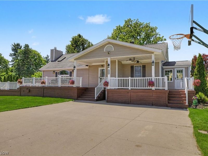 13292 Fairland Street NW, Massillon, OH 44647 Photo 3