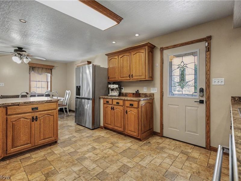 13292 Fairland Street NW, Massillon, OH 44647 Photo 5
