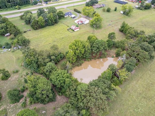 3015 E US Highway 80 , Mineola, TX 75773