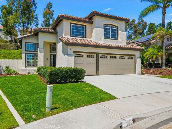 9 Via Rosado, Rancho Santa Margarita, CA 92688