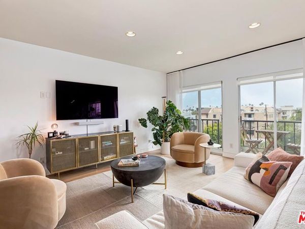 1115 S Elm Drive, Unit 411, Los Angeles, CA 90035