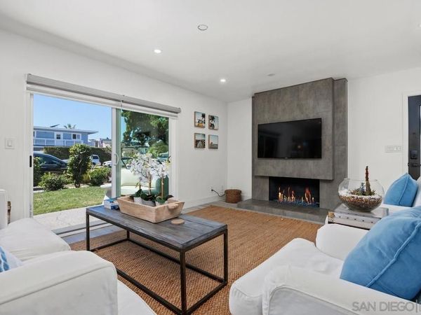 1847 Coast Blvd, Del Mar, CA 92014
