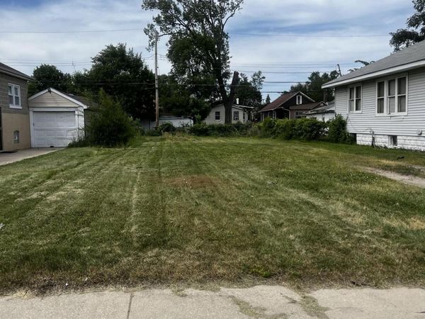 927 Eaton Street , Hammond, IN 46320