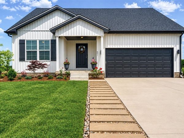 801 Victoria Way , Franklin, KY 42134
