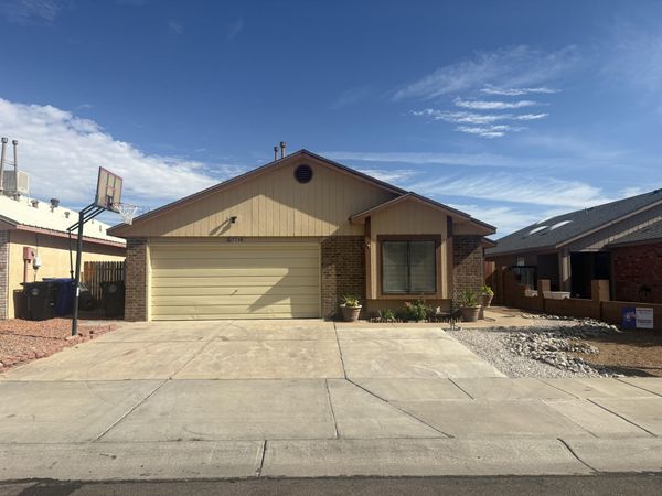 7719 San Augustine Street NW, Albuquerque, NM 87120