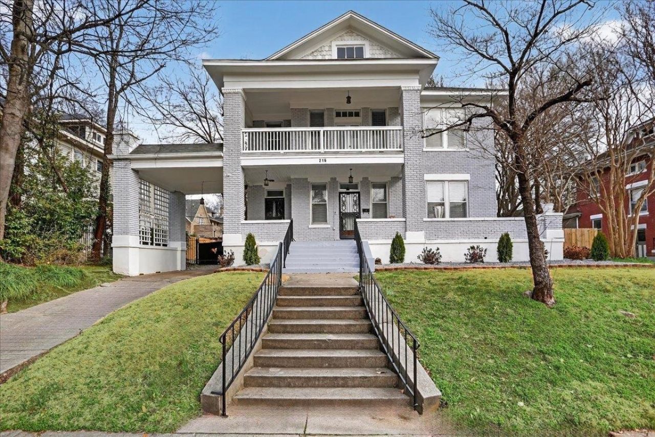 216 N MCNEIL ST Memphis, TN 38112