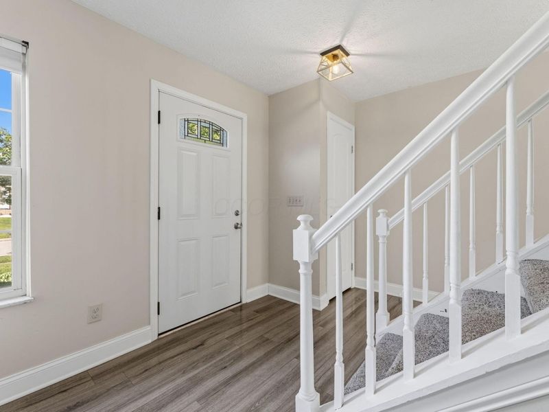 4526 Earman Drive, Hilliard, OH 43026 Photo 6