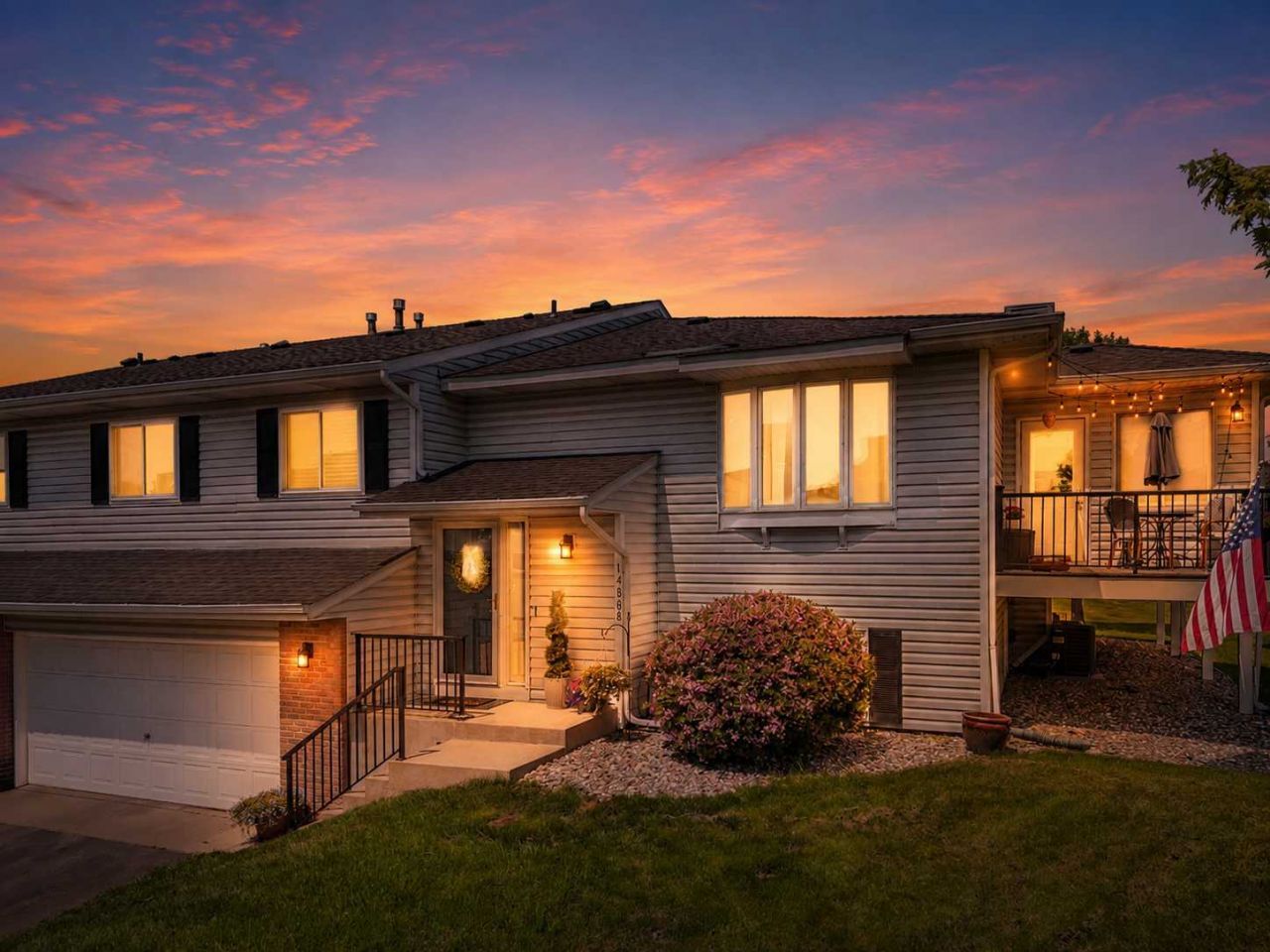 14808 Lower Endicott Way , Apple Valley, MN 55124