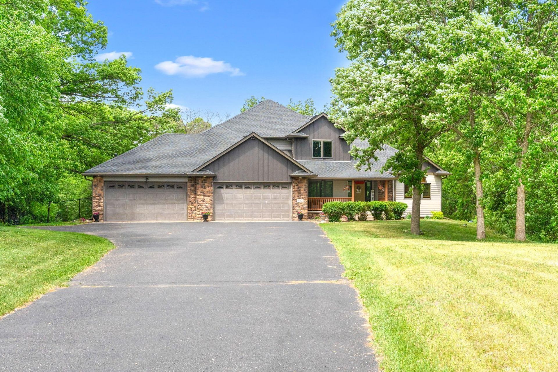11792 272nd Avenue NW, Zimmerman, MN 55398