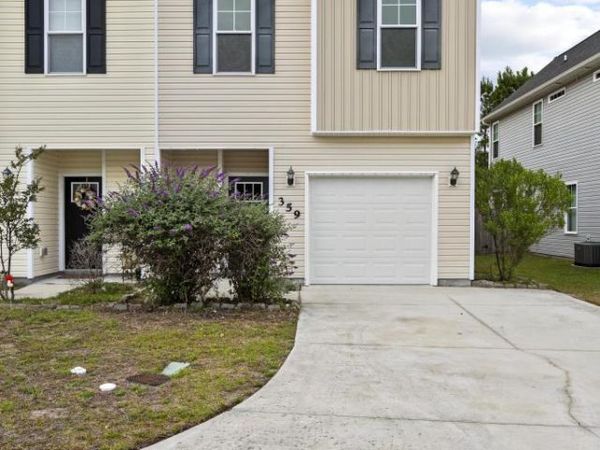 359 Frisco Way , Holly Ridge, NC 28445