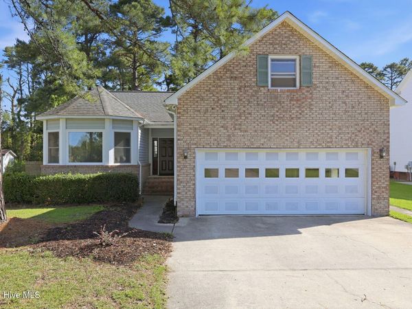 6013 Pelican Drive , New Bern, NC 28560