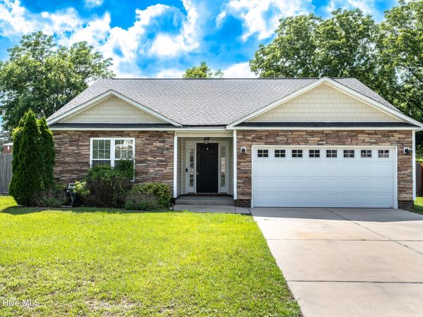 103 Perry Meadow Drive , New Bern, NC 28562