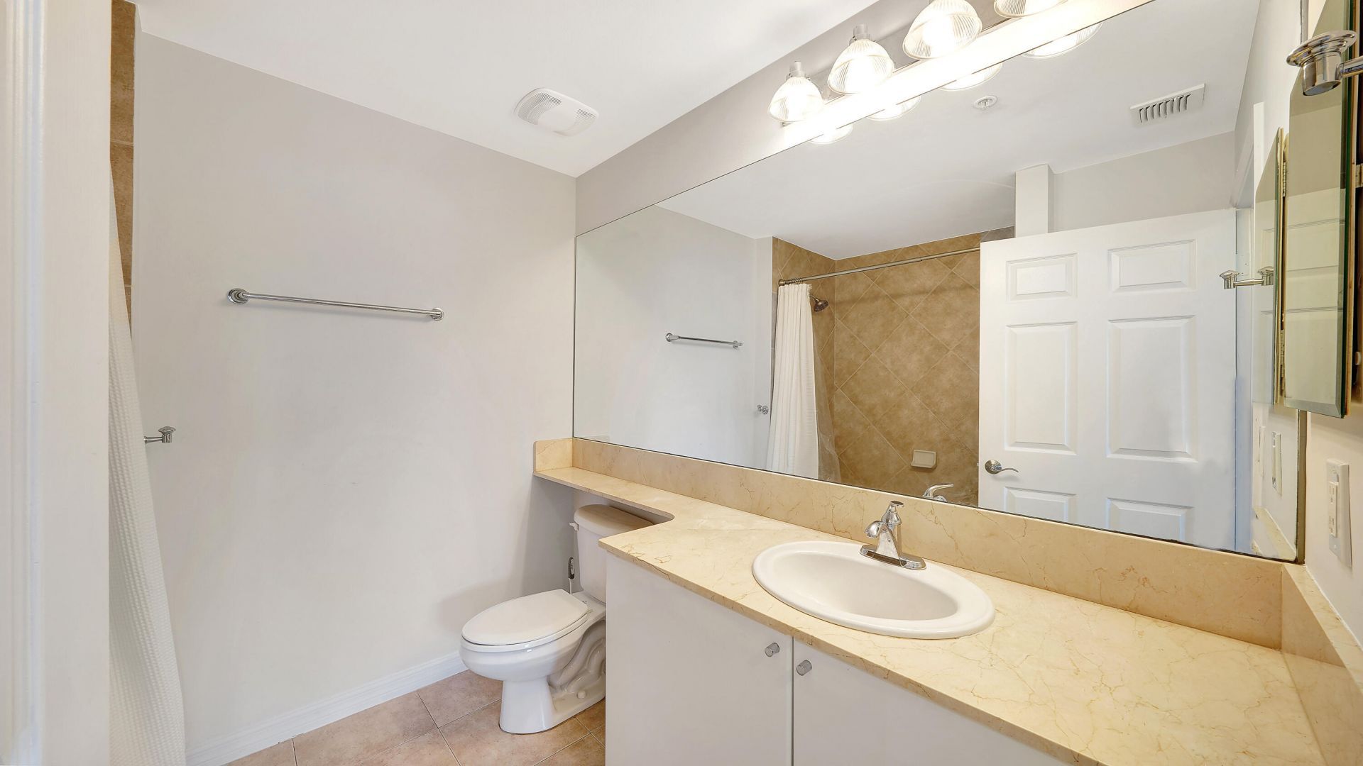 233 S Federal Highway, Unit 425, Boca Raton, FL 33432 Photo