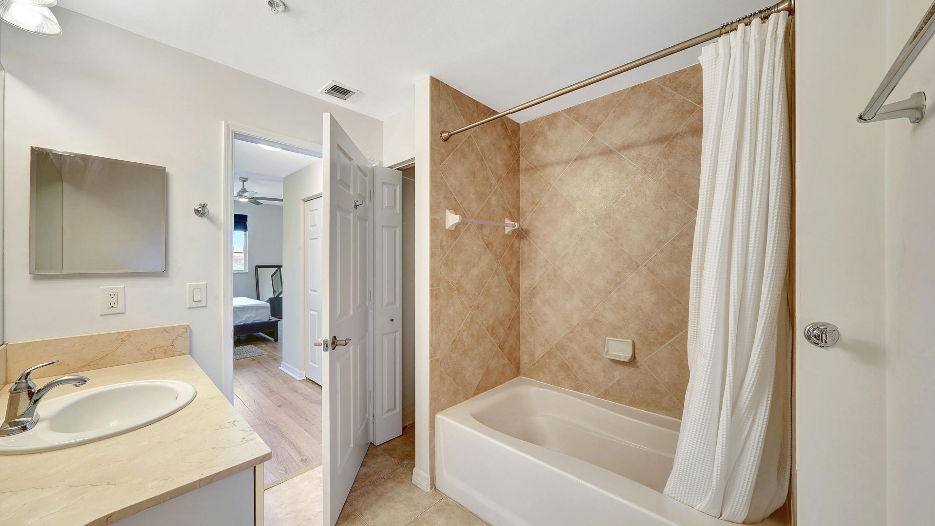 233 S Federal Highway, Unit 425, Boca Raton, FL 33432 Photo