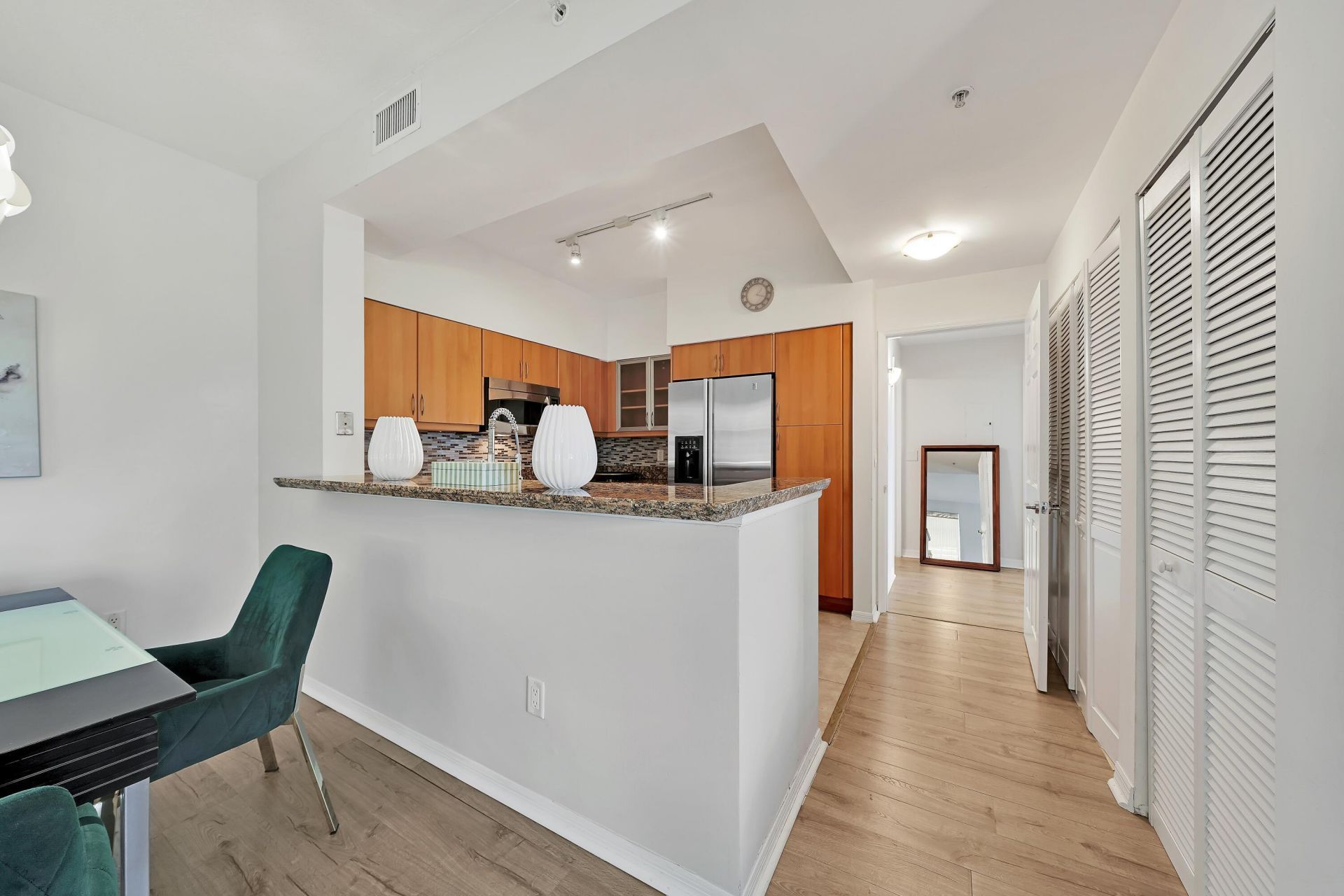 233 S Federal Highway, Unit 425, Boca Raton, FL 33432 Photo